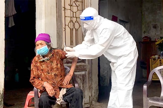 Tiêm vaccine tại nhà ở Nghĩa An